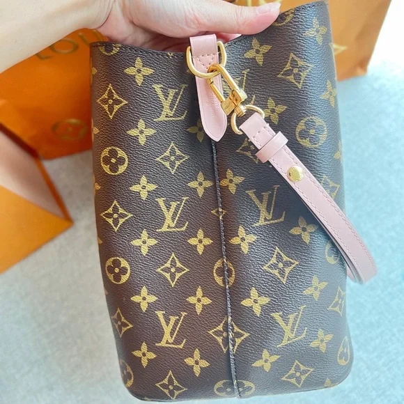 ❌SOLD❌Authentic Louis Vuitton Monogram NÉONOÉ - Picture 6 of 16